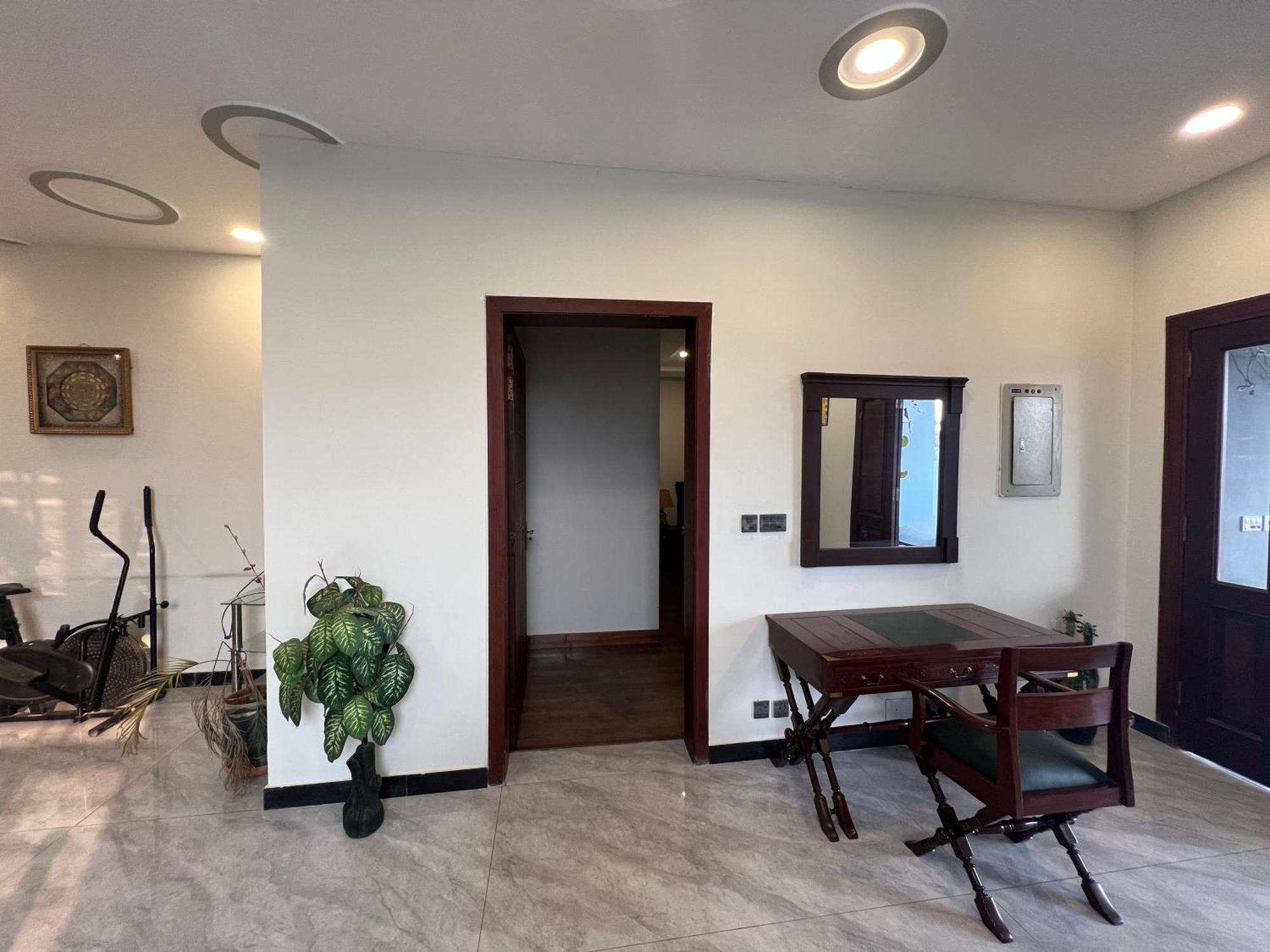 Deluxe King Room In Silverscape Residence Rawalpindi Luaran gambar